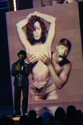 2001_MTVicon_Show_013.jpg