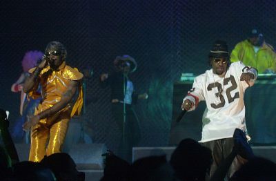 2001_MTVicon_Show_022.jpg
