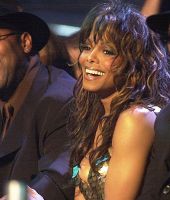 2001_MTVicon_Show_014.jpg