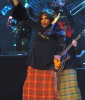 2001_MTVicon_Show_028.jpg