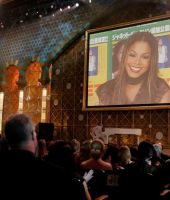 2002_TOKYO_PressConference_010.jpg