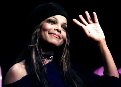 janet_2002_HMVJAPAN_3.jpg