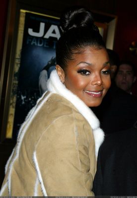 JayZs_Fade_To_Black_NYC_Nov_04_2004_283029.jpg