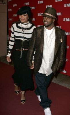 05_EMIGrammyAfter_04.jpg