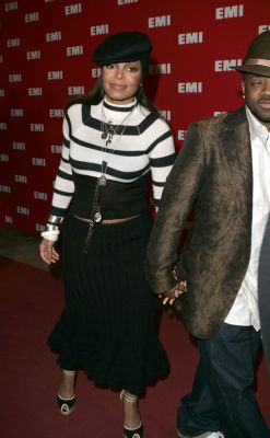 05_EMIGrammyAfter_06.jpg