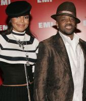 05_EMIGrammyAfter_02.jpg