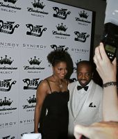 2006_NellyBlackandWhiteBall_03.jpg