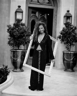 jj_USWeekly_SET4_3.jpg