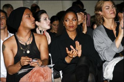 2006_ParisFashionWeek_Gaultier_015.jpg