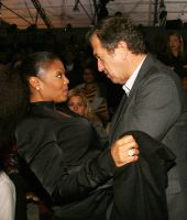 2006_ParisFashionWeek_Galliano_01.jpg