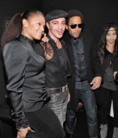2006_ParisFashionWeek_Galliano_016.jpg