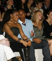 2006_ParisFashionWeek_LouisVuitton_013.jpg