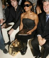 2006_ParisFashionWeek_LouisVuitton_015.jpg