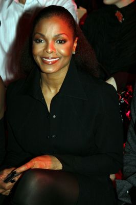 2006_ParisFashionWeek_MFGirlbaud_015.jpg