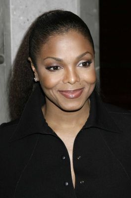 2006_ParisFashionWeek_MFGirlbaud_07.jpg