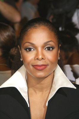 2006_ParisFashionWeek_Valentino_06.jpg