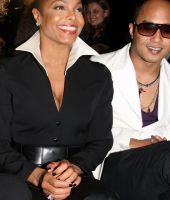 2006_ParisFashionWeek_Valentino_09.jpg