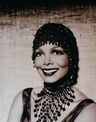 jj_JanetGlamMag_5.jpg