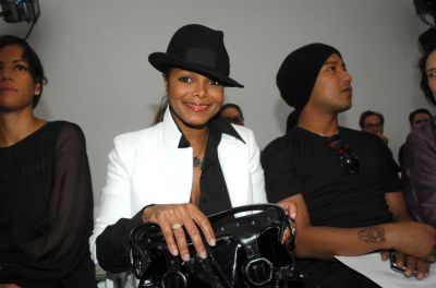2007_NYFashionWeek_Malandrino_02.jpg
