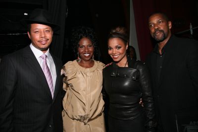 Apollo_Theater_Hall_Of_Fame_Induction_Ceremony_June02_2008_283829.jpg