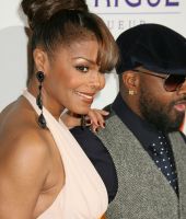 Clive_Davis_Pre_Grammy_Party_Feb_09_2008_28129.jpg