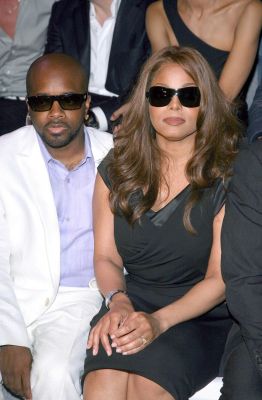 2008_MilanFashionWeek_Versace_06.jpg