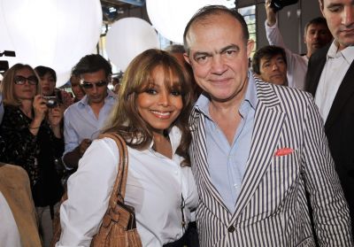 2008_ParisFashionWeek_Lacroix01.jpg