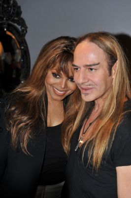 2008_ParisFashionWeek_DIOR_05.jpg