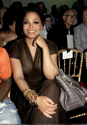 2008_ParisFashionWeek_Gaultier_08.jpg