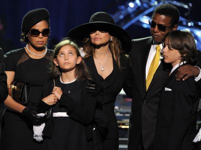 2009_MJ_Memorial_Service_06.jpg