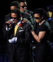 2009_MJ_Memorial_Service_020.jpg
