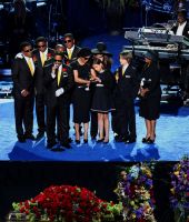2009_MJ_Memorial_Service_08.jpg