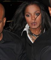 Janet2Bout2Bto2Bparty2B4taj-HBlEoMl.jpg