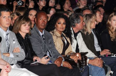 2009_MilanFashionWeek_GAULTIER-08.jpg