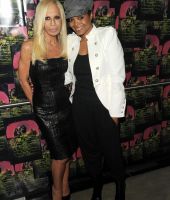 The_Art_Of_Elysium_Bright_Lights_With_VERSUS_By_Donatella_Versace28729.jpg
