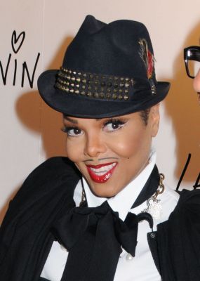 2010_LANVIN_HalloweenExtravaganza_09.jpg