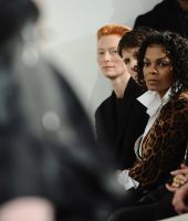 2010_LFW_PringleOfScotland_02.jpg