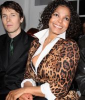 2010_LFW_PringleOfScotland_08.jpg