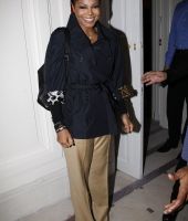 2010_PFW_YSL_01.jpg