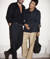 FFN_ANG_YvesSaintLaurent_FrontRow_100410jpg_5849232.jpg