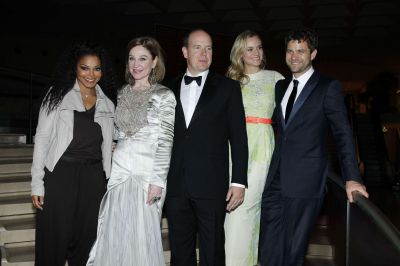 2001_LouvreGala_09.jpg