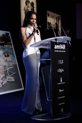 2012_amfAR_Cannes_Speech_017.jpg