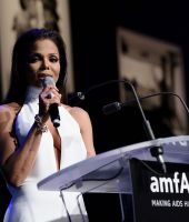 2012_amfAR_Cannes_Speech_014.jpg