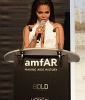 2012_amfAR_Cannes_Speech_019.jpg