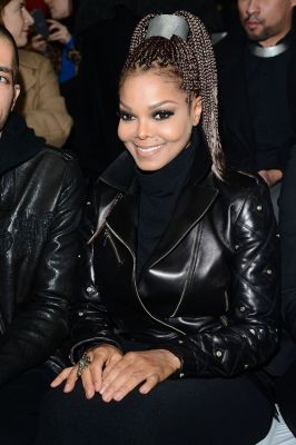 2013_MFW_Versace_002.jpg